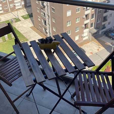 New Modern Rooftop Apartment-Free Private Parking Скоп'є Екстер'єр фото
