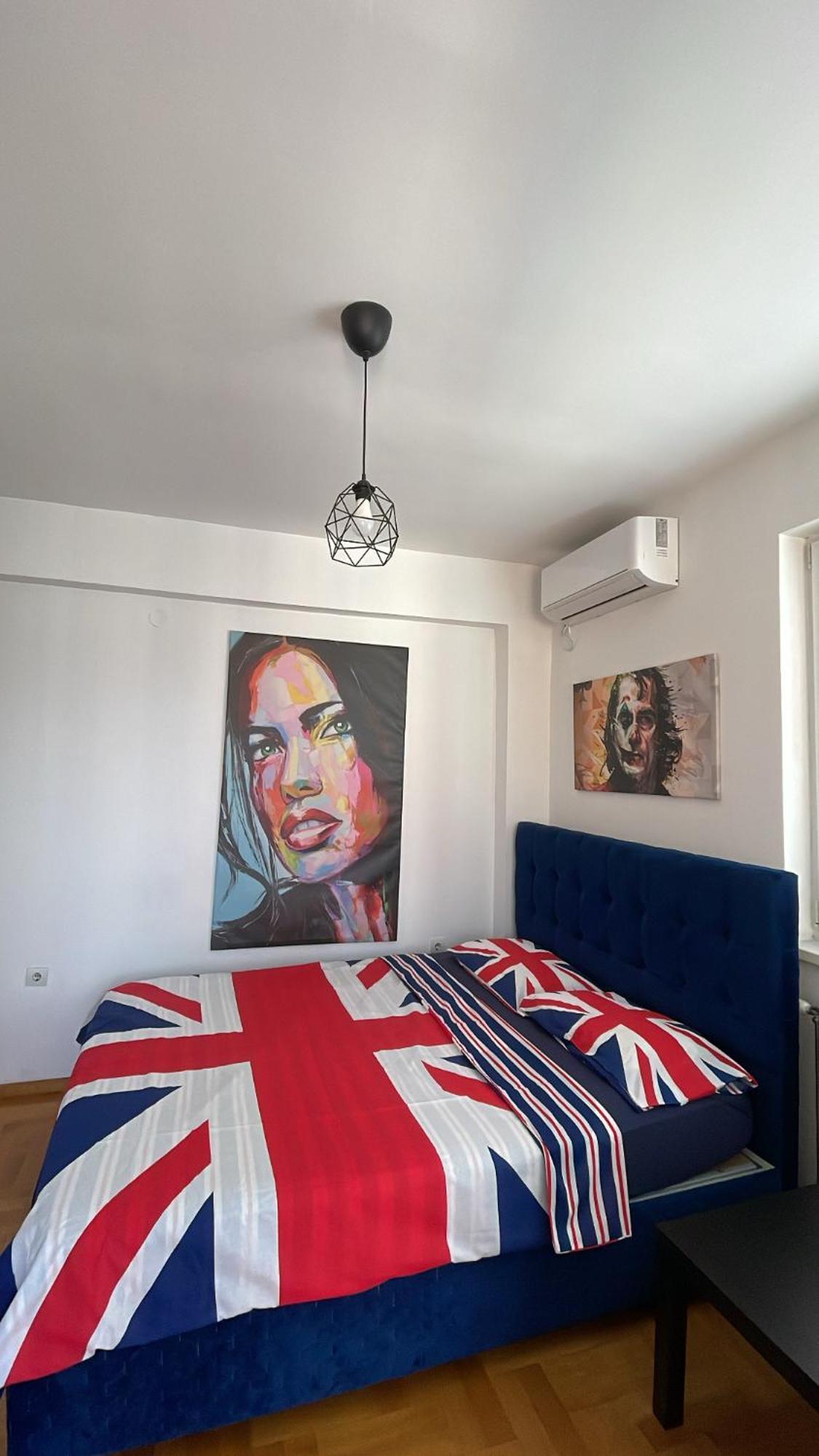 New Modern Rooftop Apartment-Free Private Parking Скоп'є Екстер'єр фото