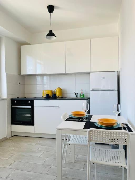 New Modern Rooftop Apartment-Free Private Parking Скоп'є Екстер'єр фото